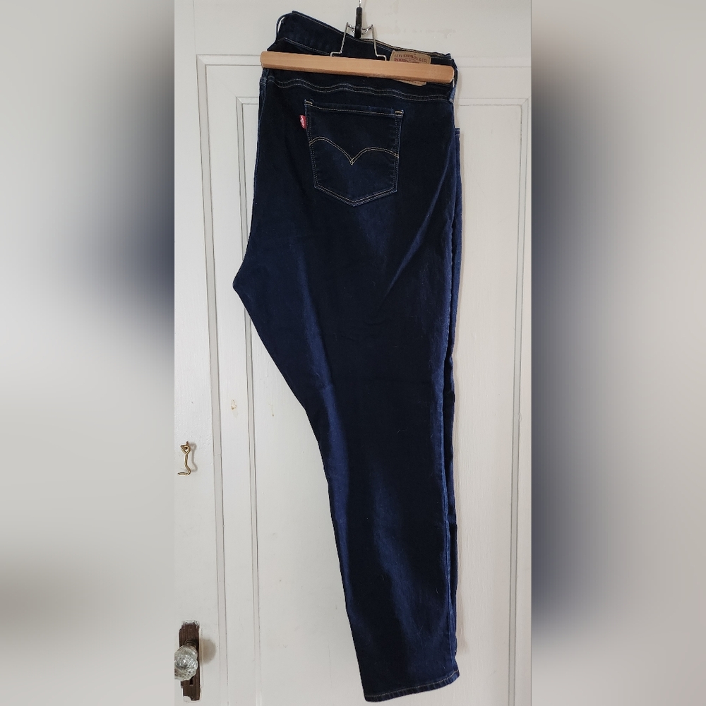 Levi's 311 Shaping Skinny Jeans in Dark Blue